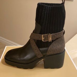 Michael kors Keisha sock bootie size 8M New with box